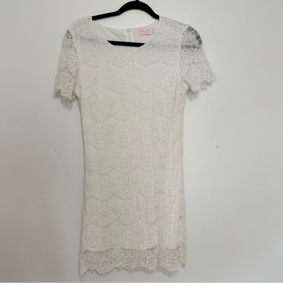Pink Lily Boutique White Lace Short mini Dress size large - Picture 1 of 6